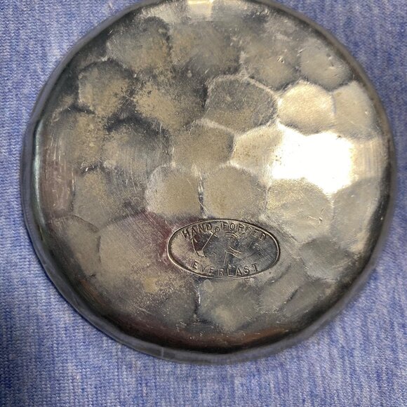 Vintage Everlast Hand-Forged Aluminum Floral Coasters Set Of 4 3.5" Diameter - Picture 4 of 8